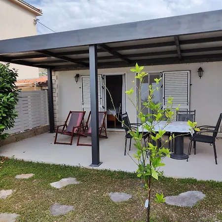 Διαμέρισμα Ginna