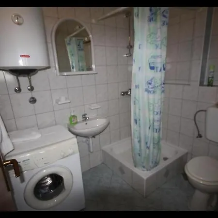 Apartment Ginna *