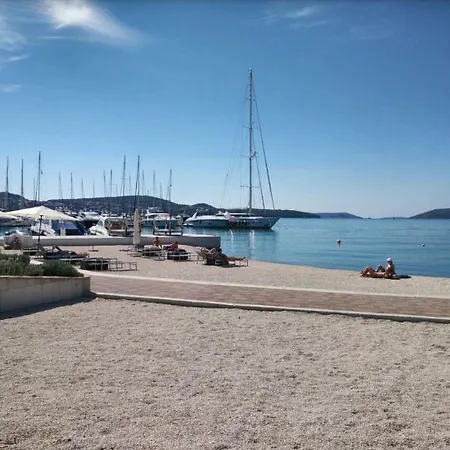 Ginna Apartament Trogir