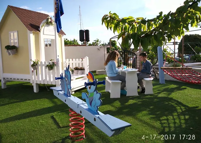 Ginna 公寓 特罗吉尔