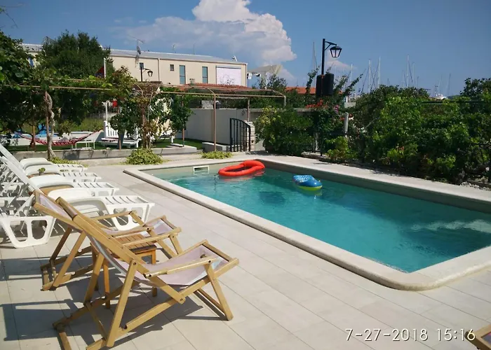 Ginna Apartment Trogir